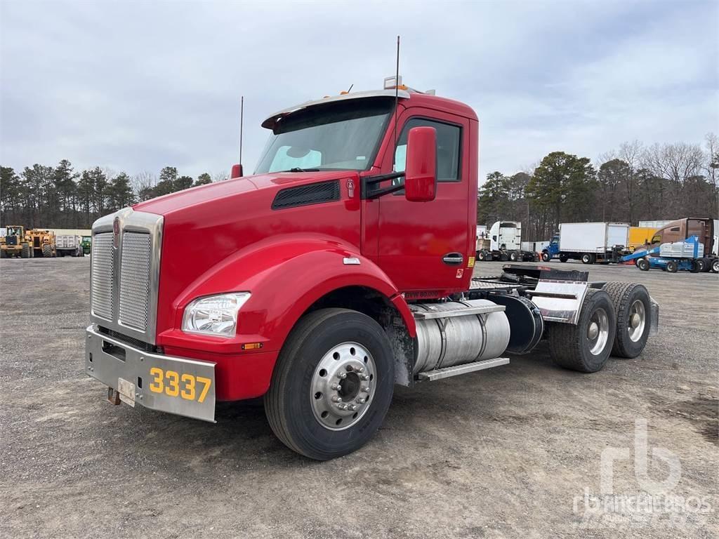 Kenworth T880 Tractores (camiões)