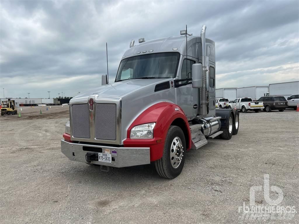 Kenworth T880 Tractores (camiões)