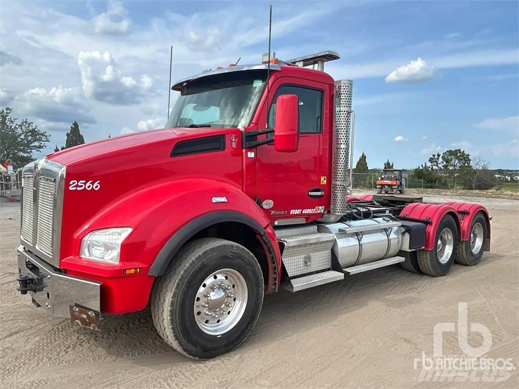 Kenworth T880 Tractores (camiões)
