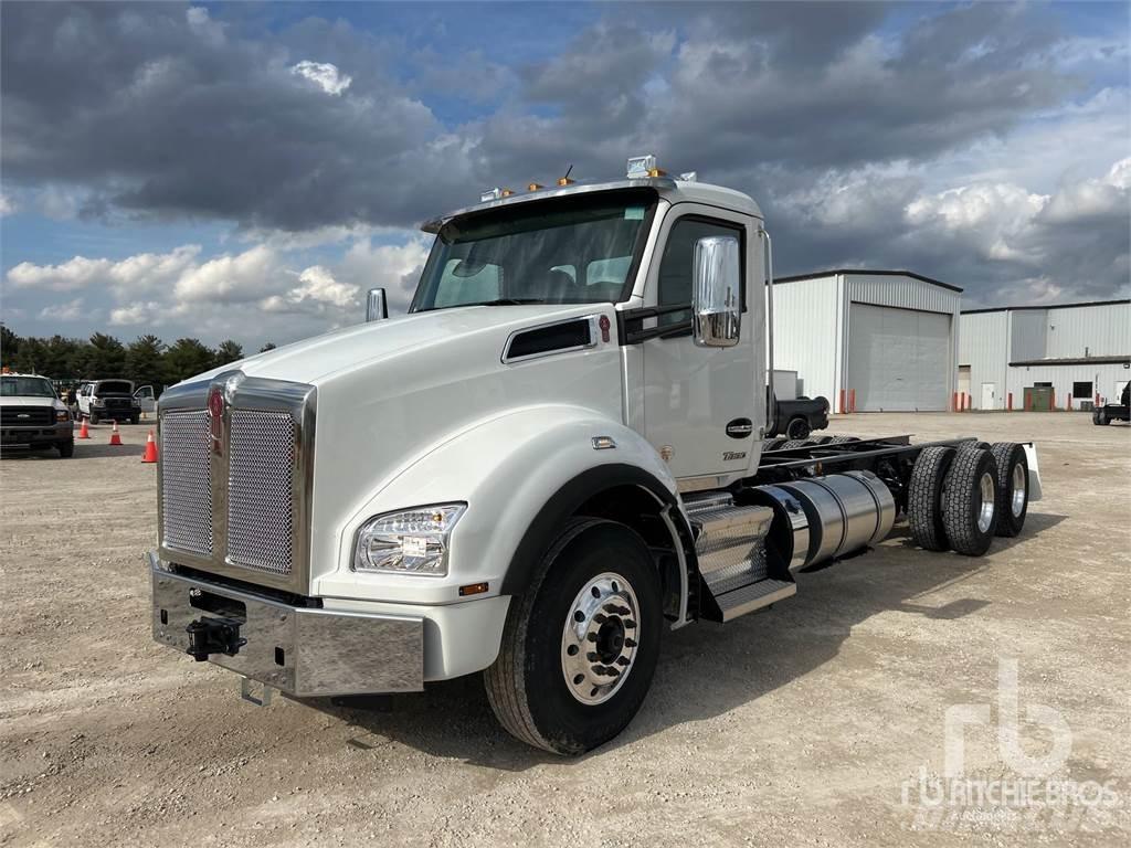 Kenworth T880 Camiões de chassis e cabine