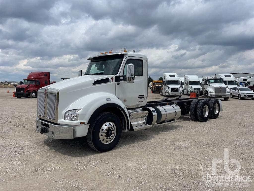 Kenworth T880 Camiões de chassis e cabine