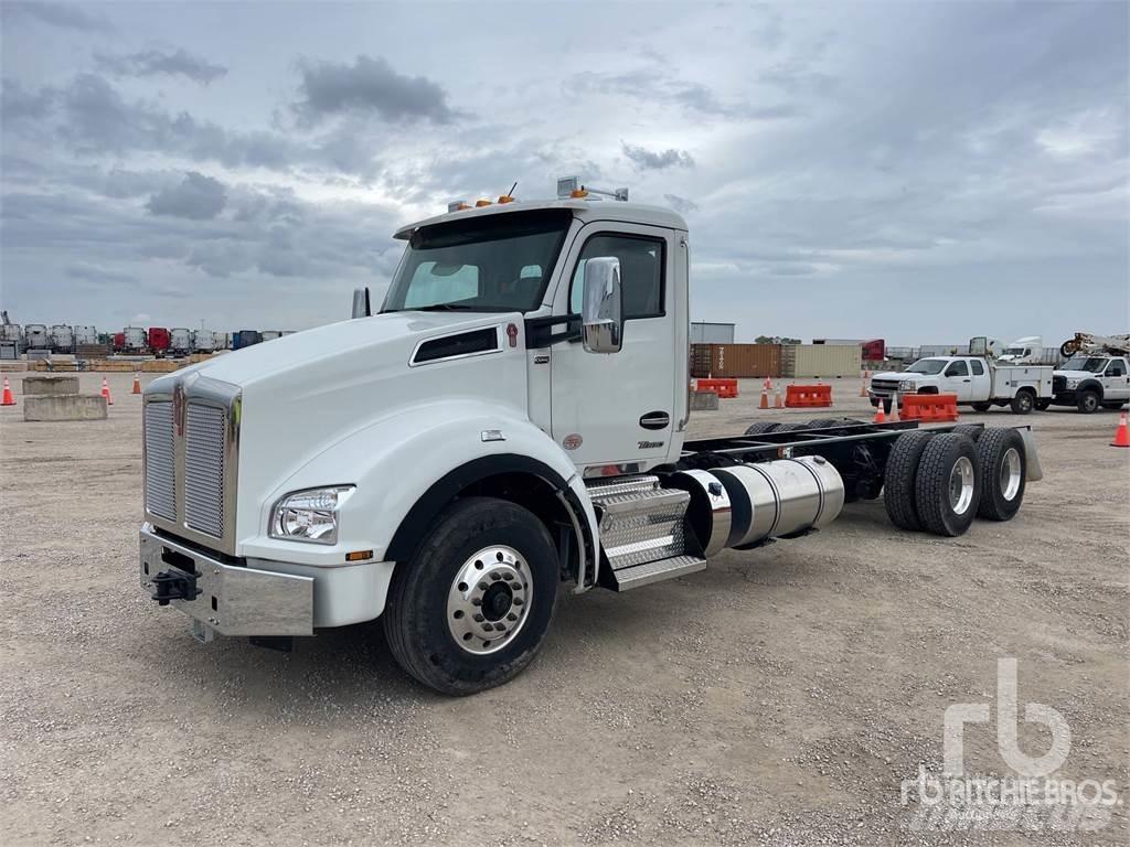 Kenworth T880 Camiões de chassis e cabine