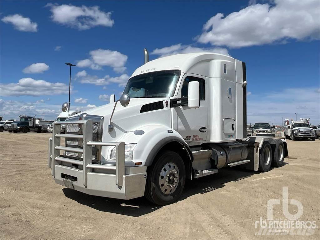 Kenworth T880 Tractores (camiões)