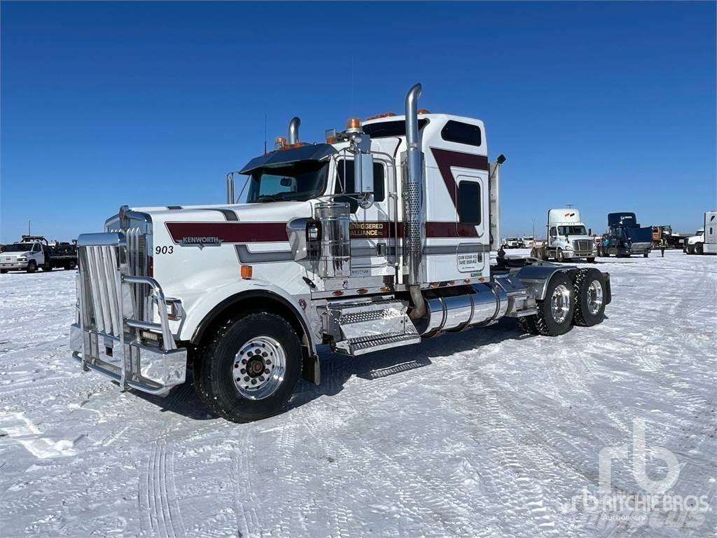 Kenworth W900 Tractores (camiões)