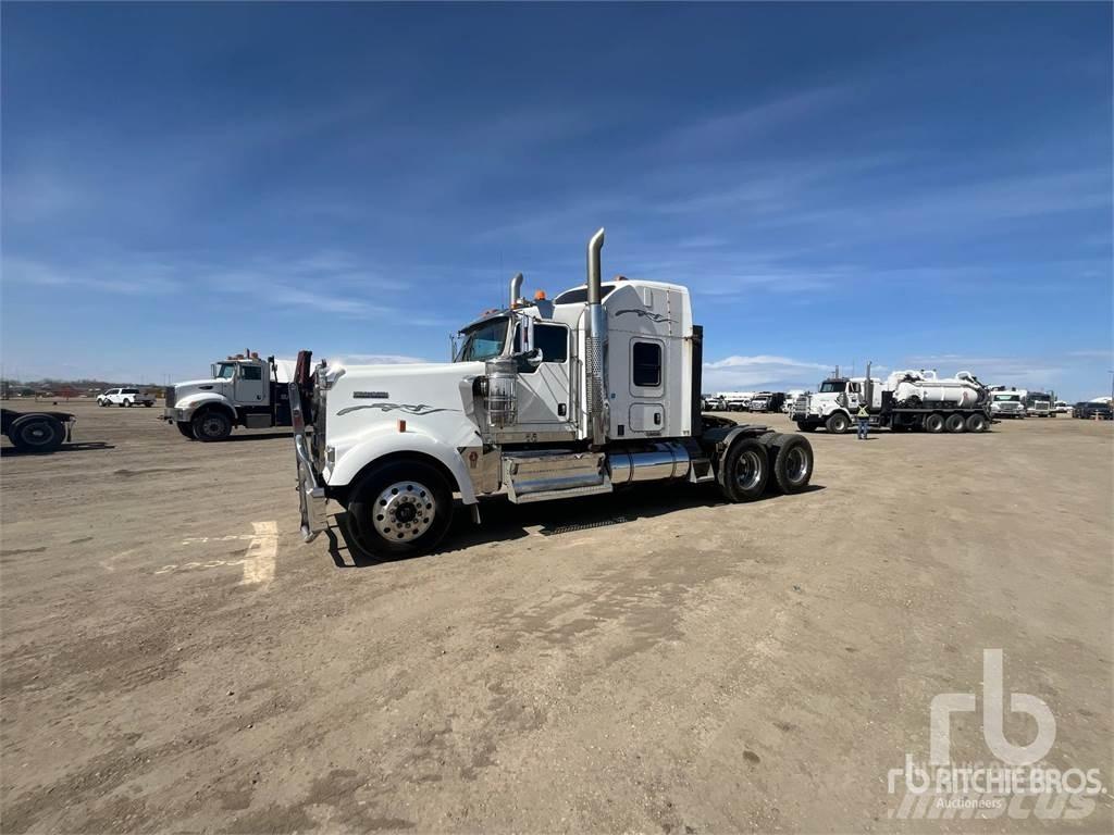 Kenworth W900 Tractores (camiões)