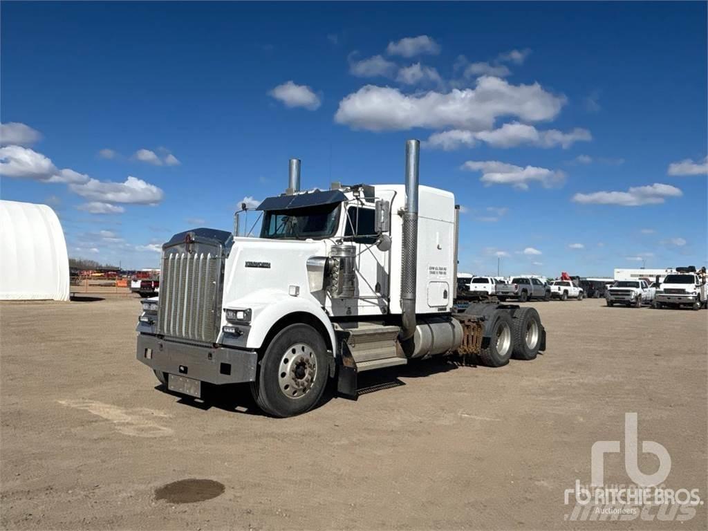 Kenworth W900 Tractores (camiões)