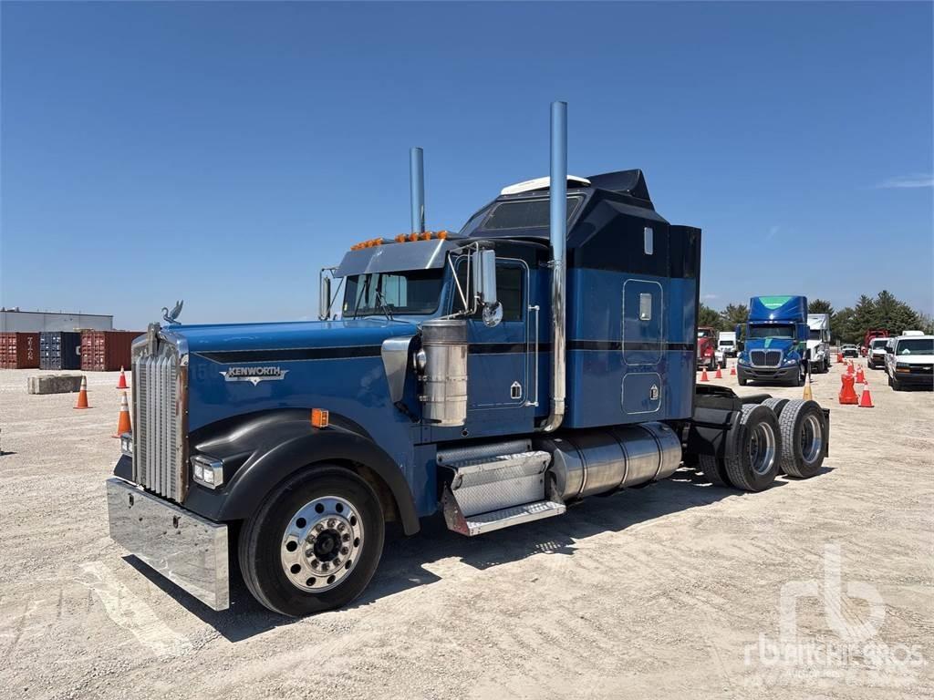 Kenworth W900 Tractores (camiões)