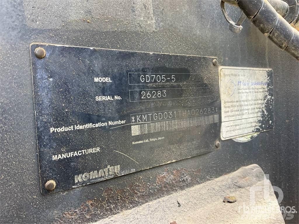Komatsu GD705-5 Motoniveladoras