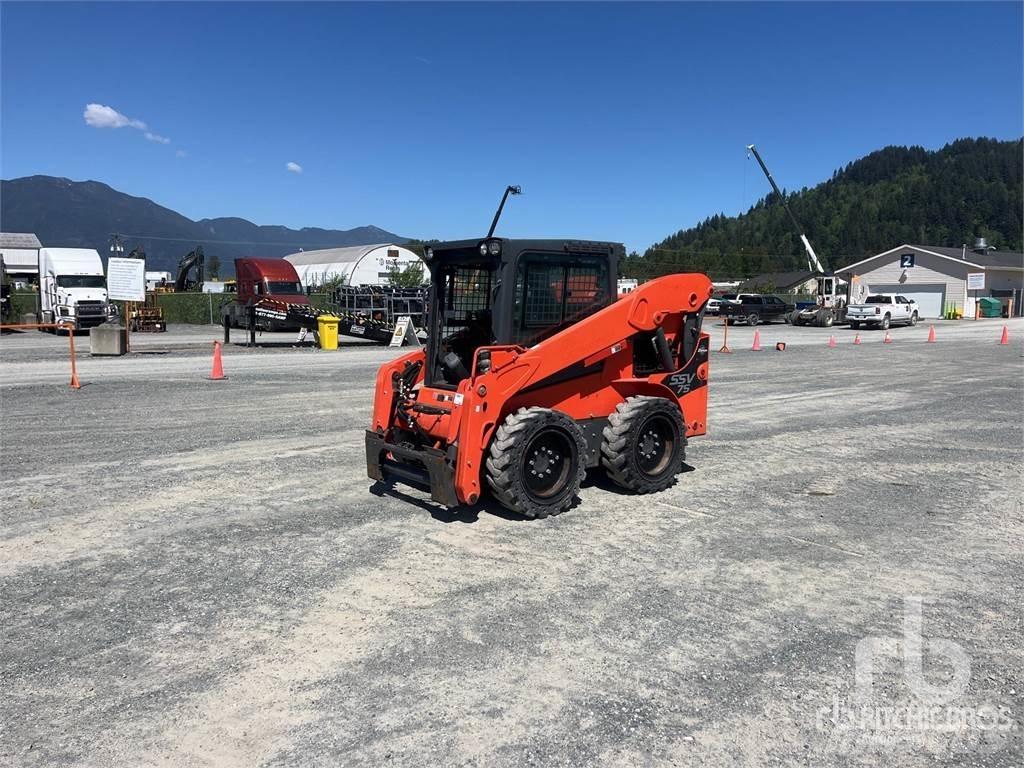 Kubota SSV75 Carregadoras de direcção deslizante