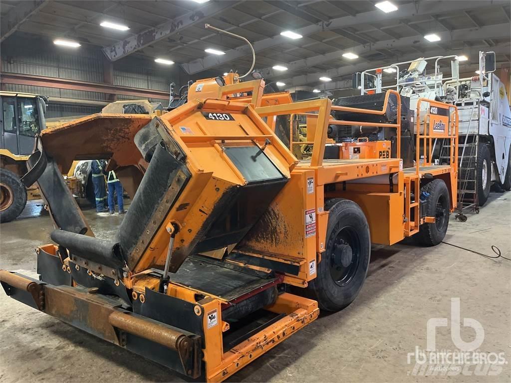 LeeBoy 4130 Outros equipamentos construção via
