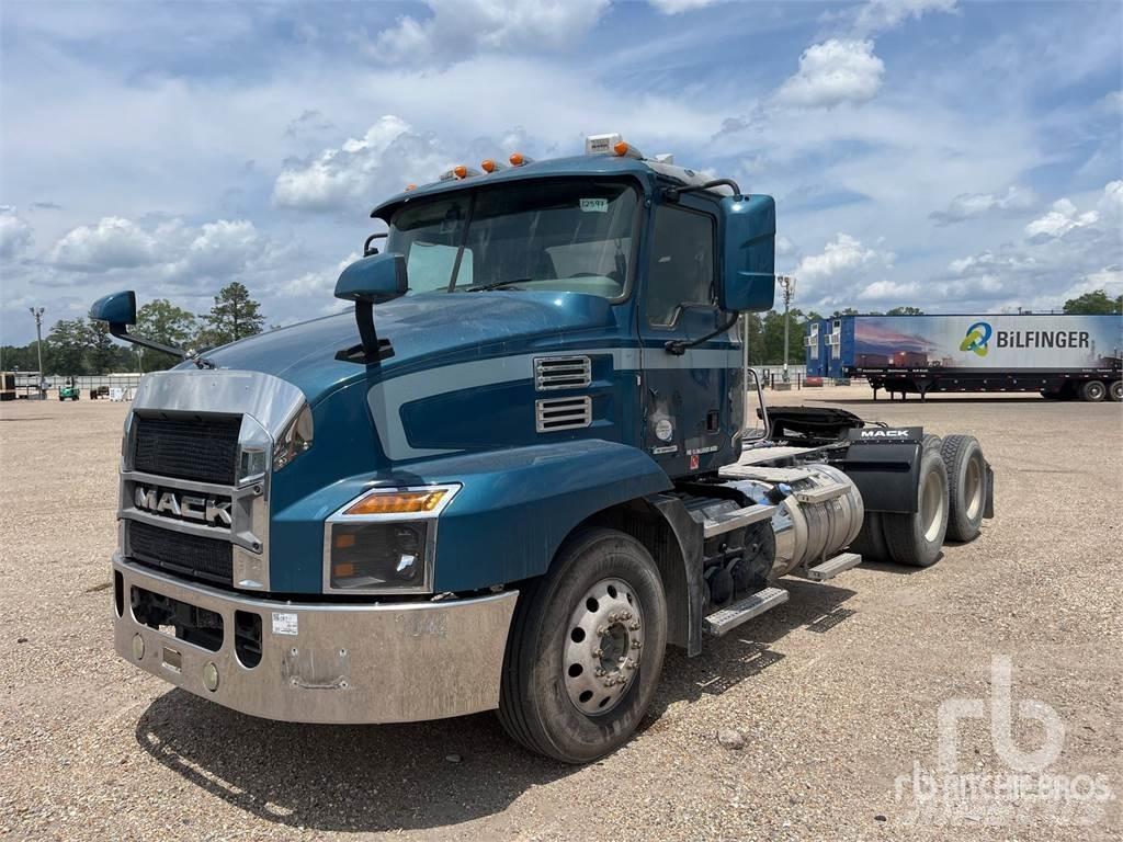 Mack AN64T Tractores (camiões)