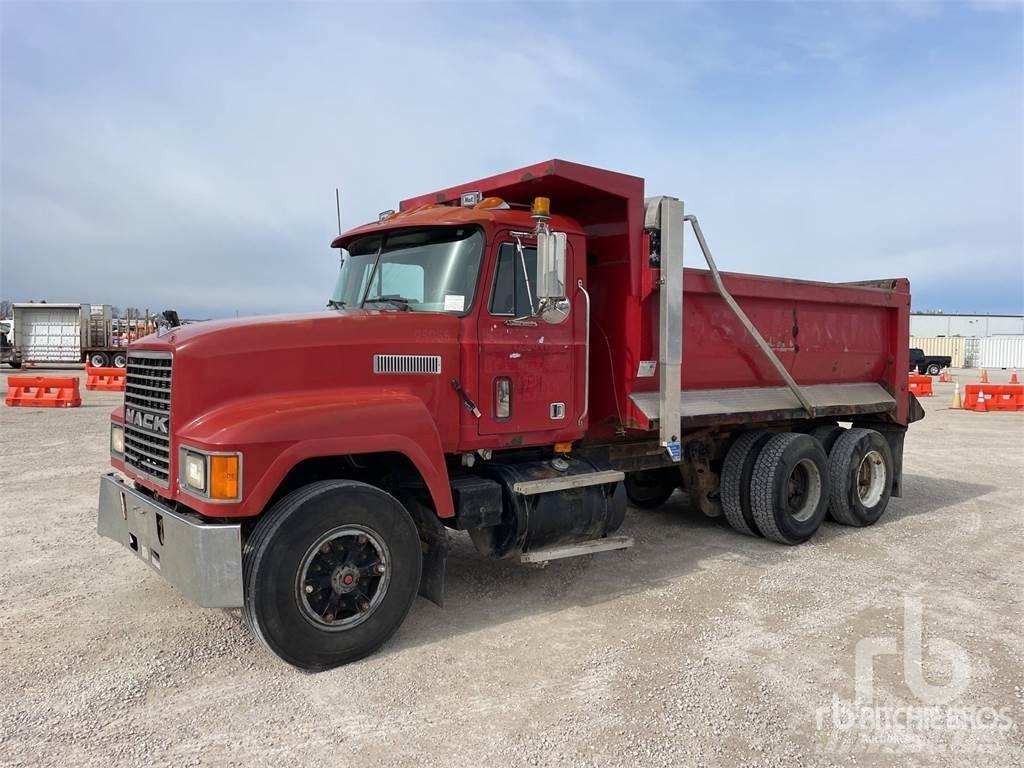 Mack CH613 Camiões basculantes