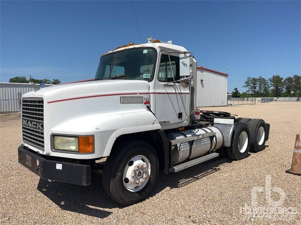 Mack CH613 Tractores (camiões)