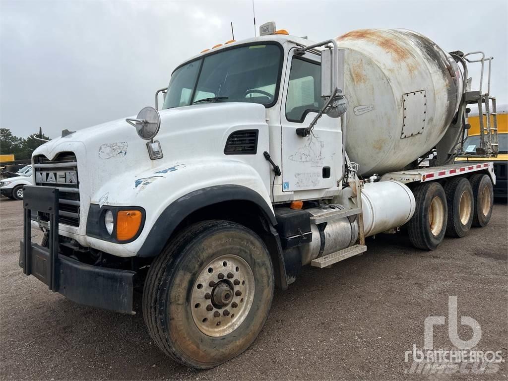 Mack CV713 Camiões de betão