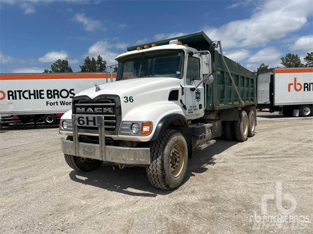 Mack CV713 Camiões basculantes