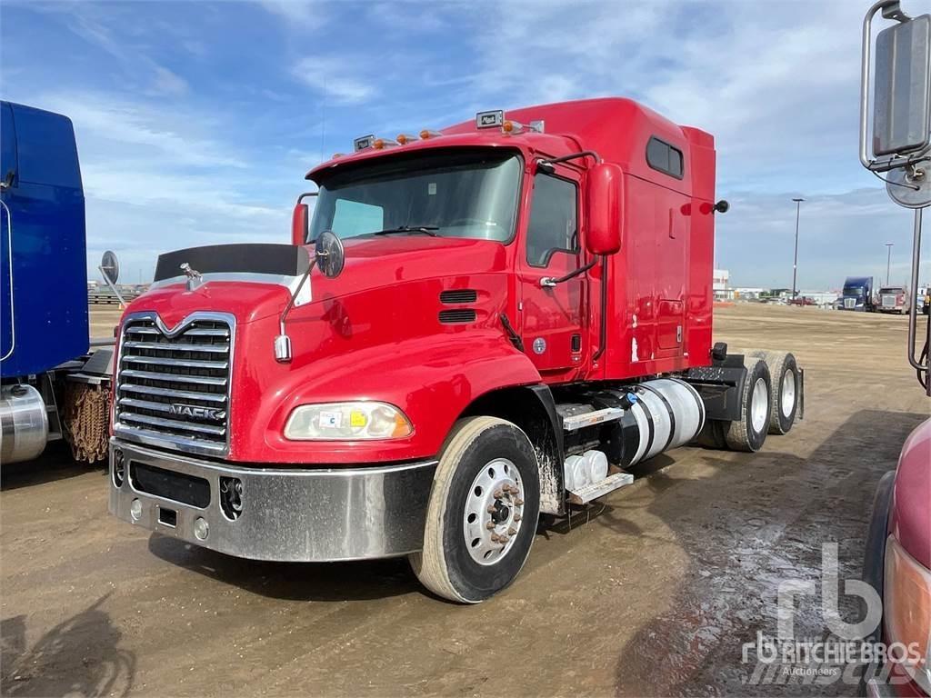 Mack CXU613 Tractores (camiões)