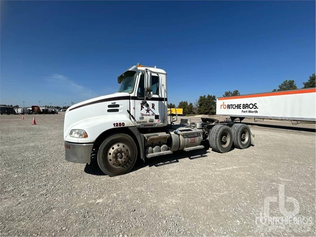 Mack CXU613 Tractores (camiões)