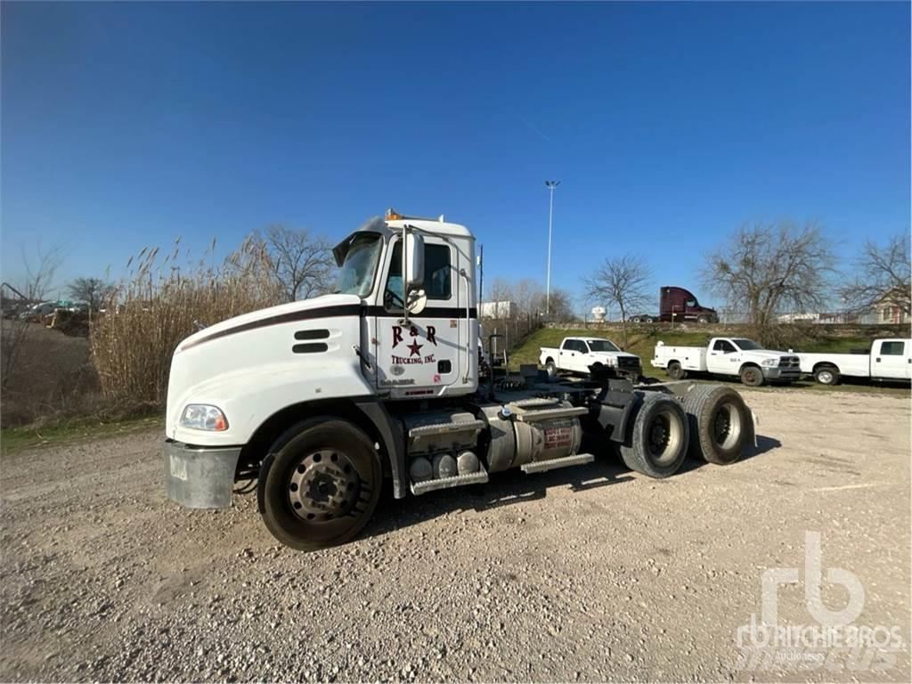 Mack CXU613 Tractores (camiões)