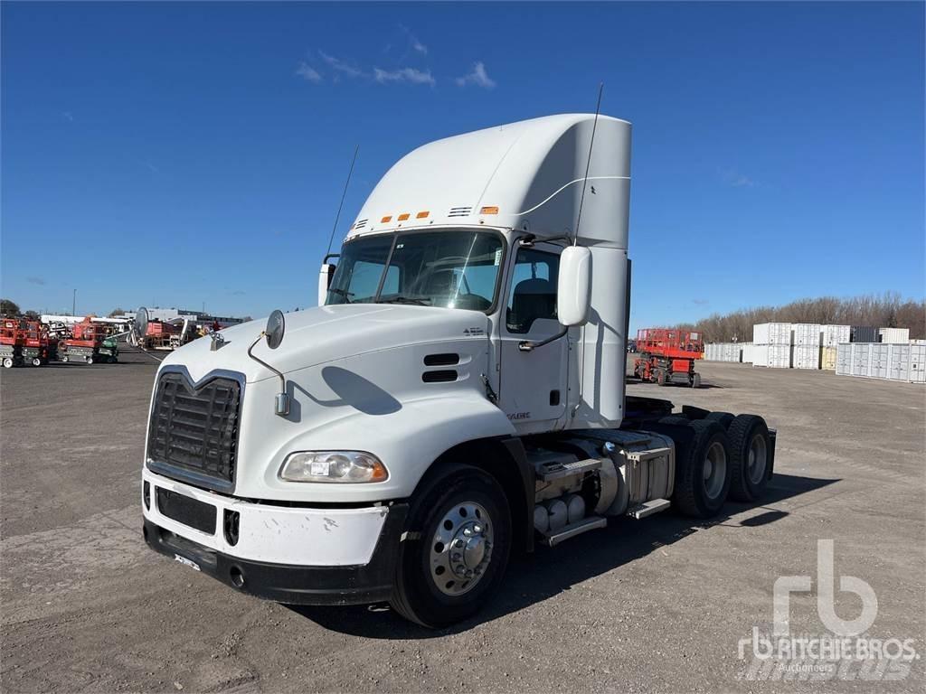 Mack CXU613 Tractores (camiões)