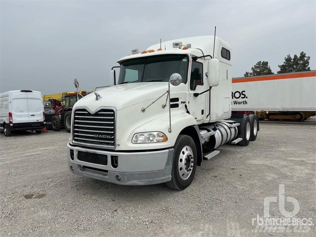 Mack CXU613 Tractores (camiões)