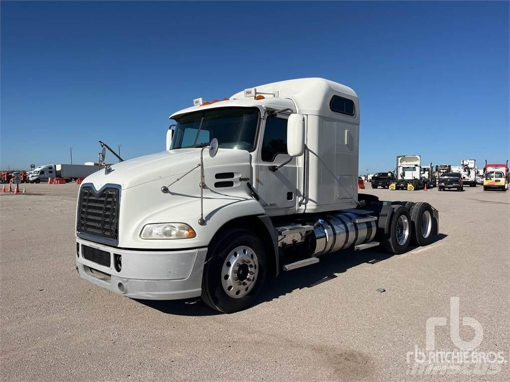 Mack CXU613 Tractores (camiões)