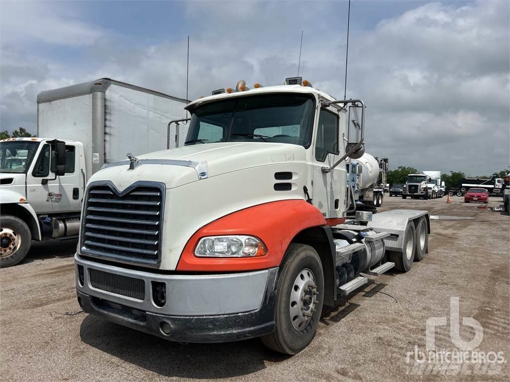 Mack CXU613 Tractores (camiões)