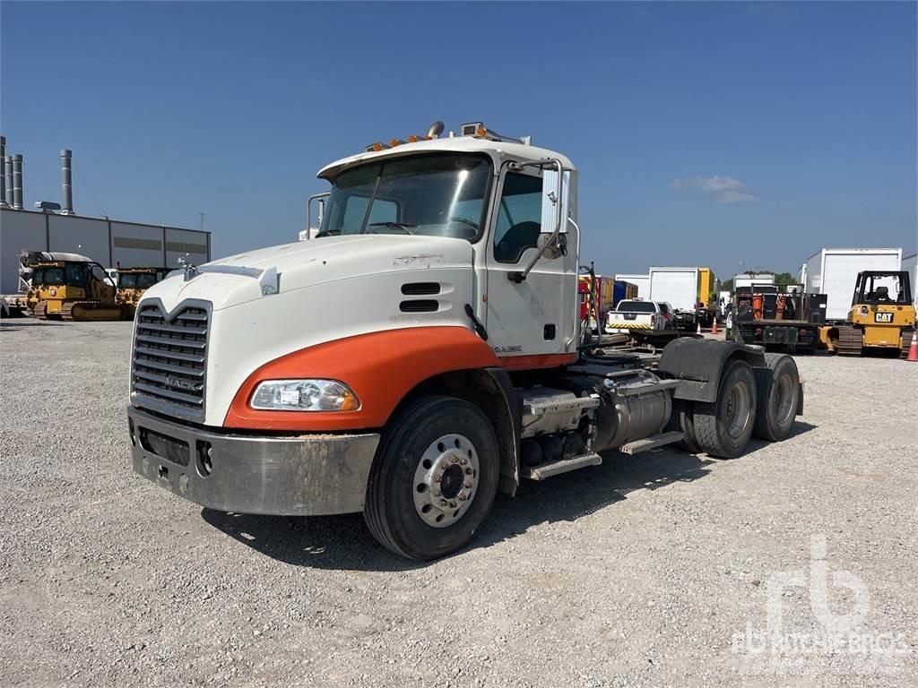 Mack CXU613 Tractores (camiões)
