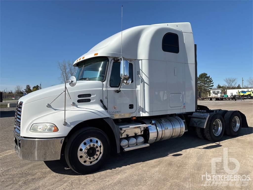 Mack CXU613 Tractores (camiões)