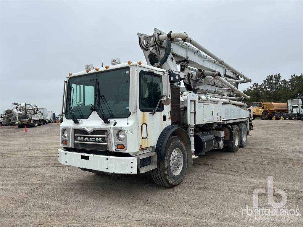 Mack MRU613 Camiões de betão