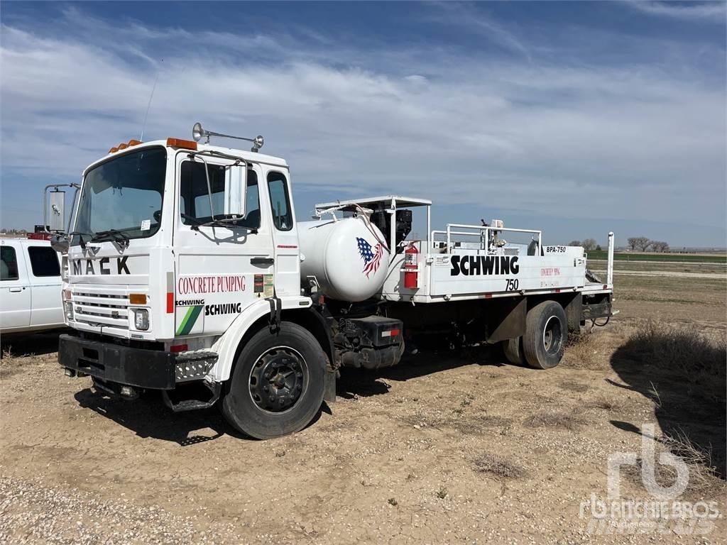 Mack MS200 Camiões de betão