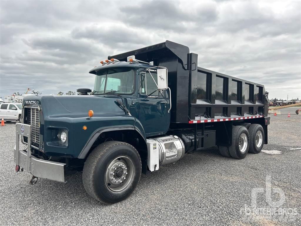 Mack RB688S Camiões basculantes