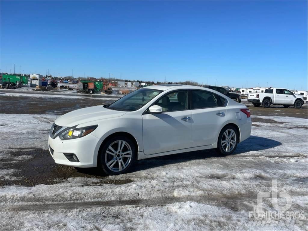 Nissan ALTIMA Carros Ligeiros