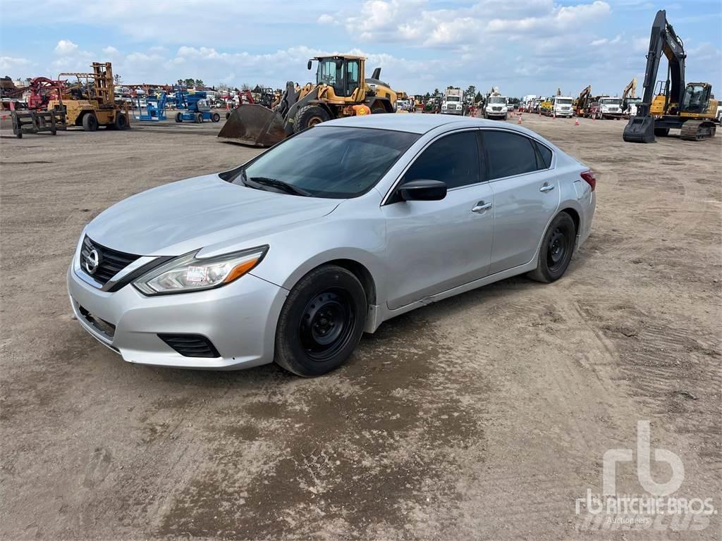 Nissan ALTIMA Carros Ligeiros