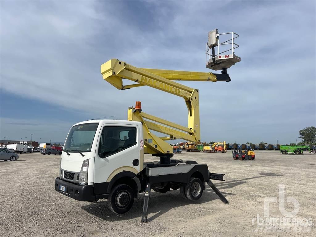 Nissan CABSTAR Plataformas aéreas montadas em atrelados
