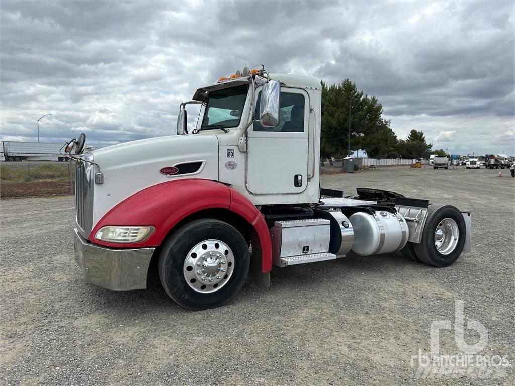 Peterbilt 384 Tractores (camiões)