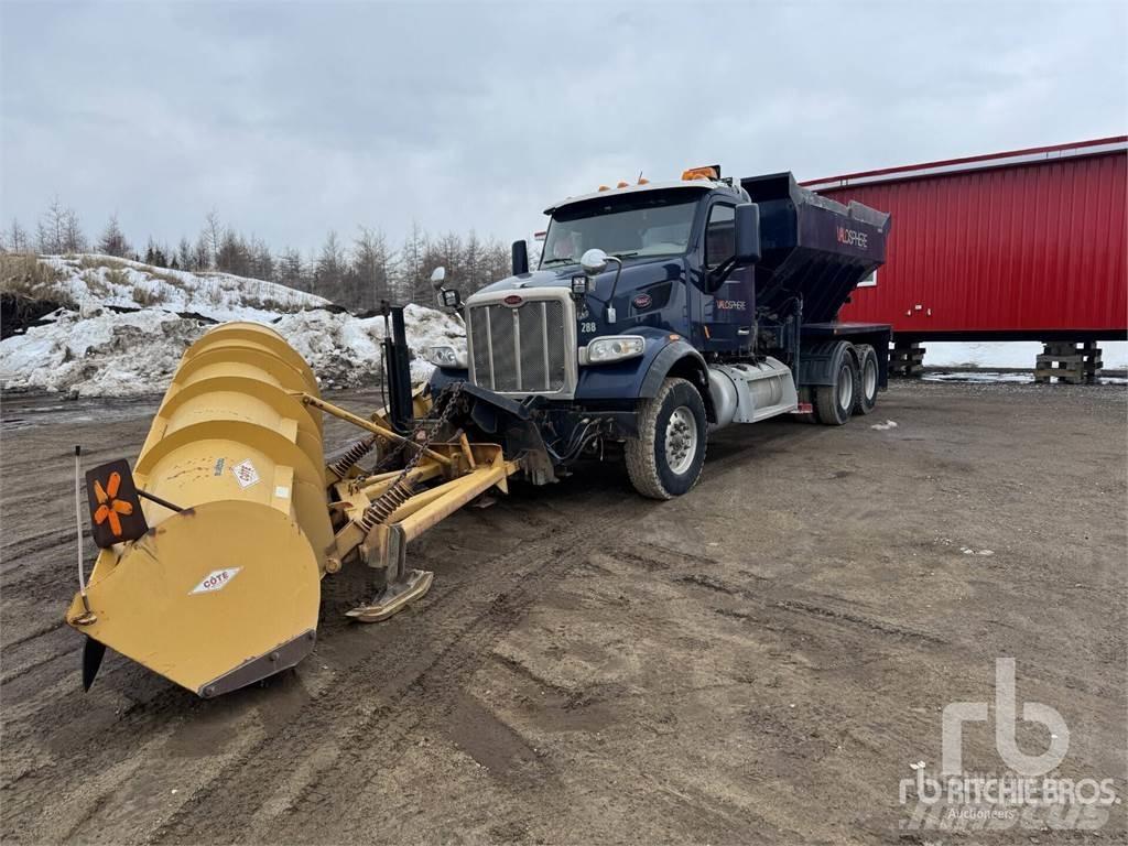 Peterbilt 567 Lâminas de neve e arados