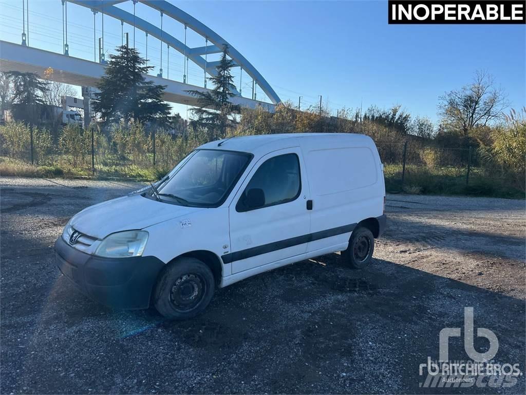 Peugeot PARTNER Camiões caixa temperatura controlada