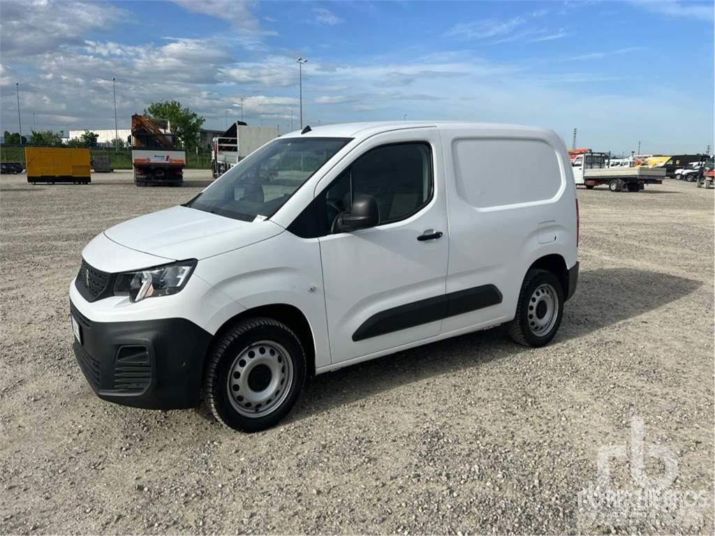 Peugeot PARTNER Carrinhas de caixa fechada
