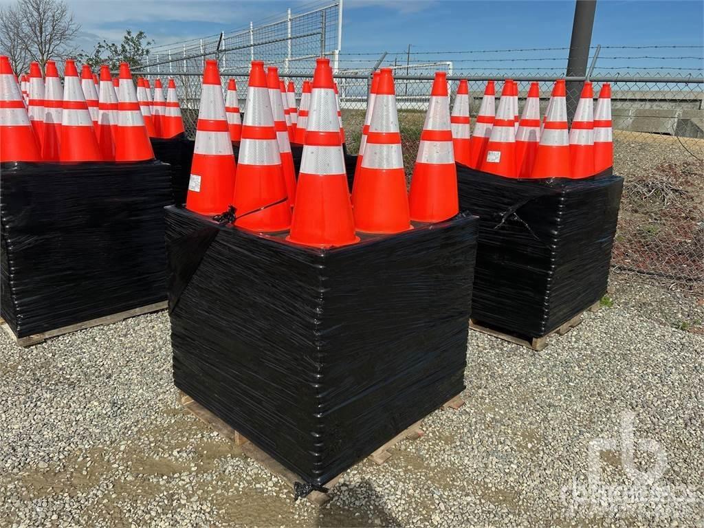  Quantity of (396) Outros equipamentos construção via