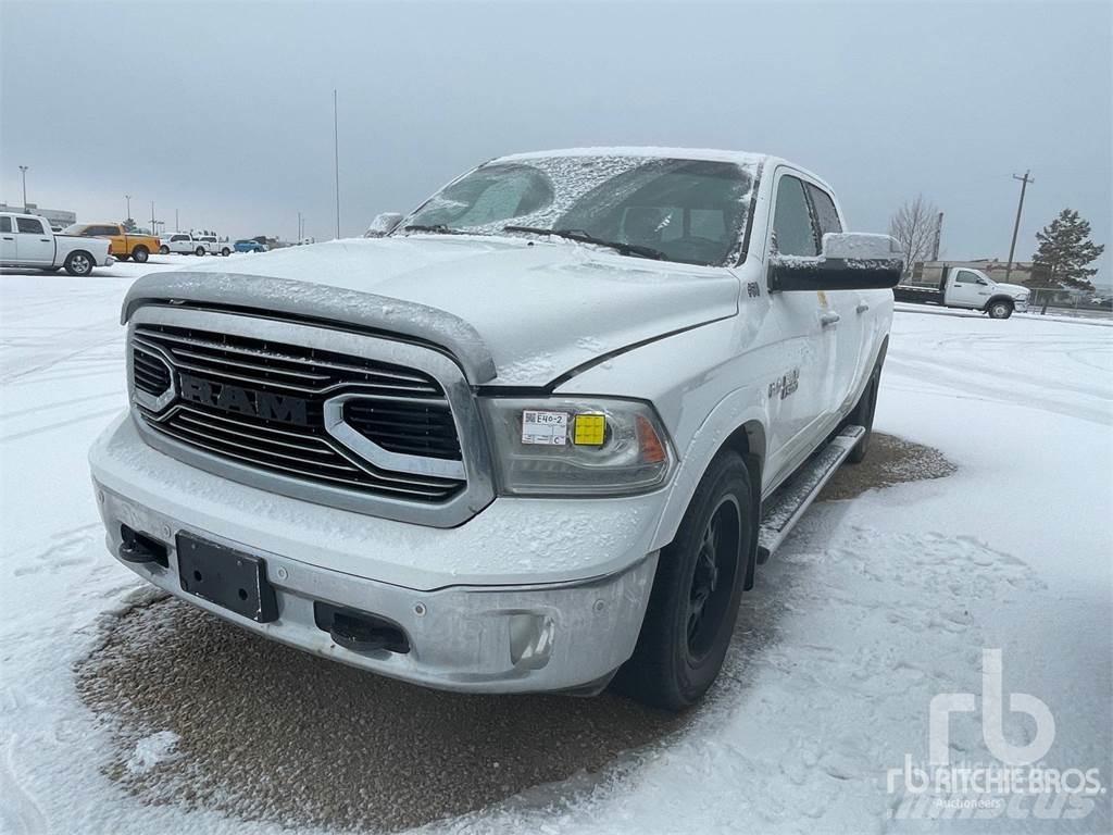 RAM 1500 Pick up de caixa aberta