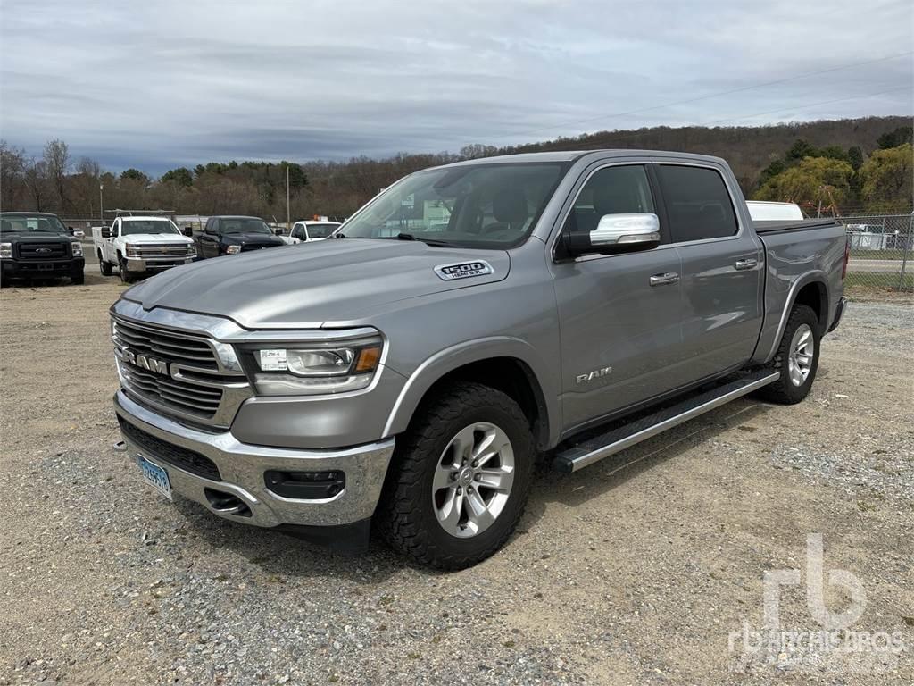 RAM 1500 Pick up de caixa aberta