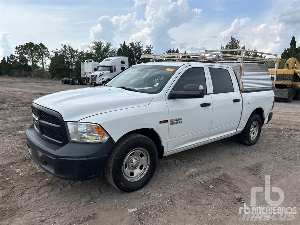 RAM 1500 Pick up de caixa aberta