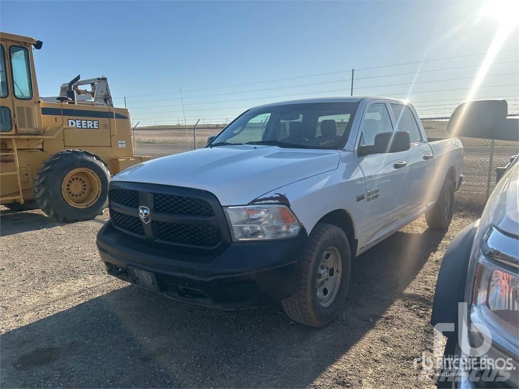 RAM 1500 Pick up de caixa aberta