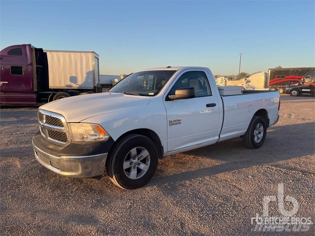 RAM 1500 Pick up de caixa aberta