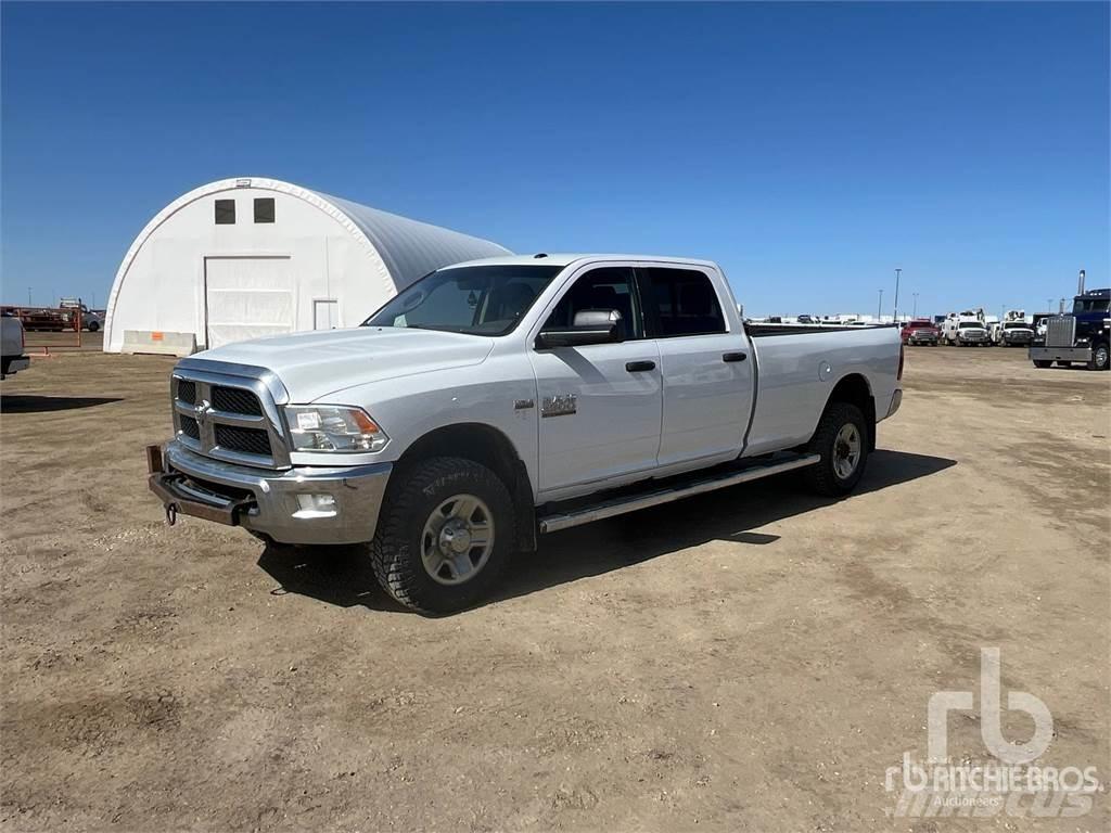 RAM 2500 Pick up de caixa aberta