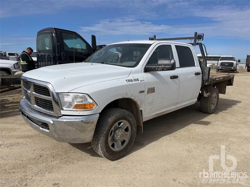 RAM 2500 Camiões estrado/caixa aberta