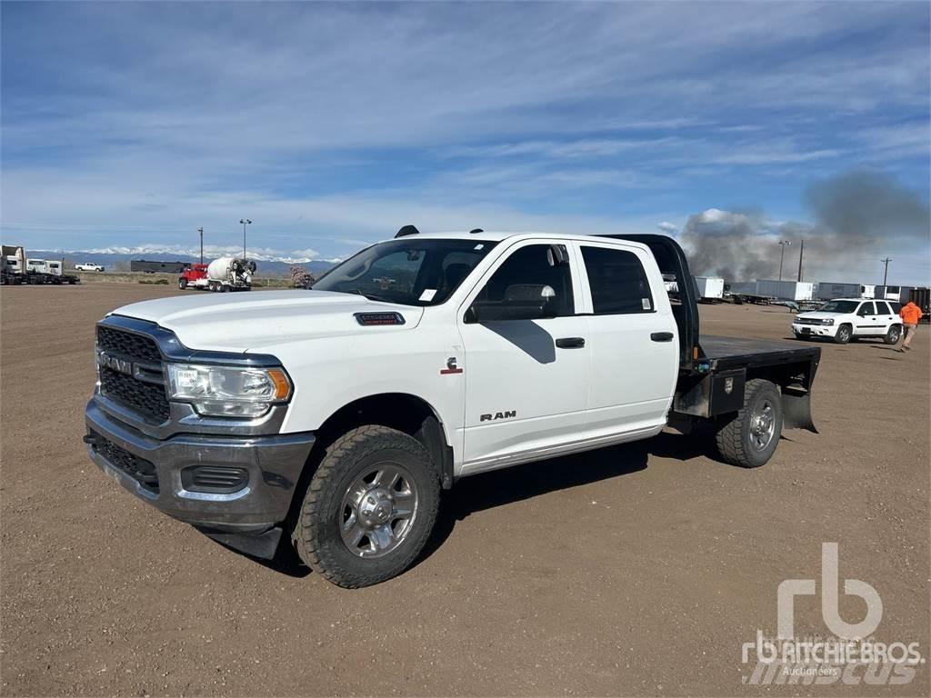 RAM 2500 Camiões estrado/caixa aberta