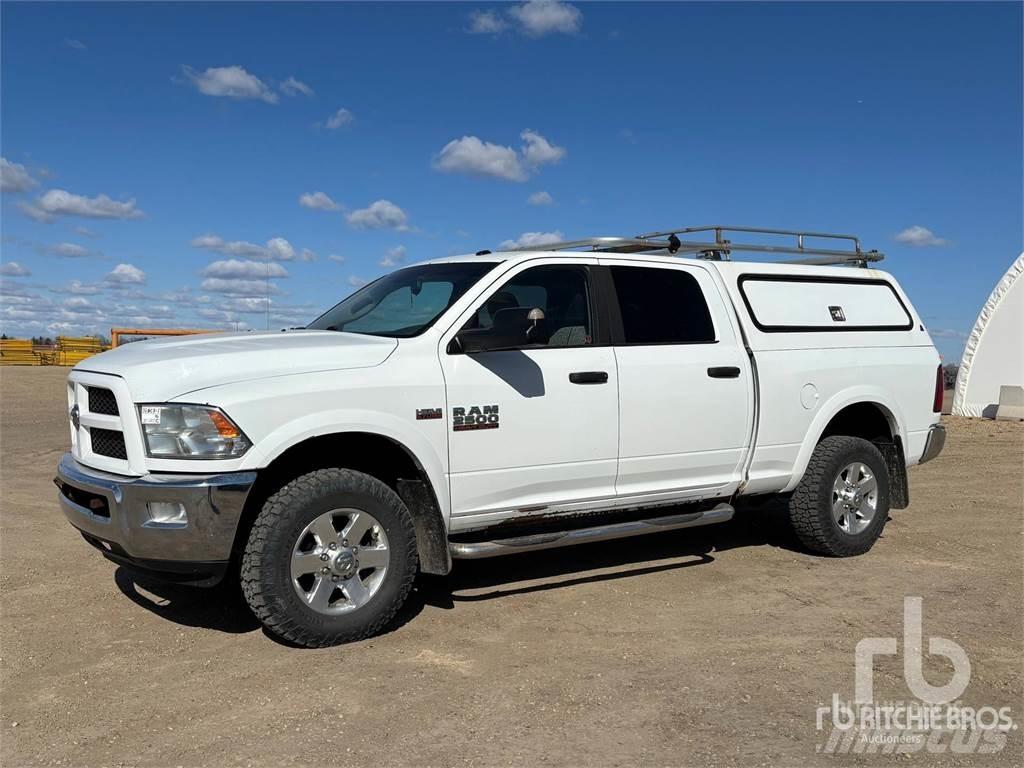 RAM 2500 Pick up de caixa aberta