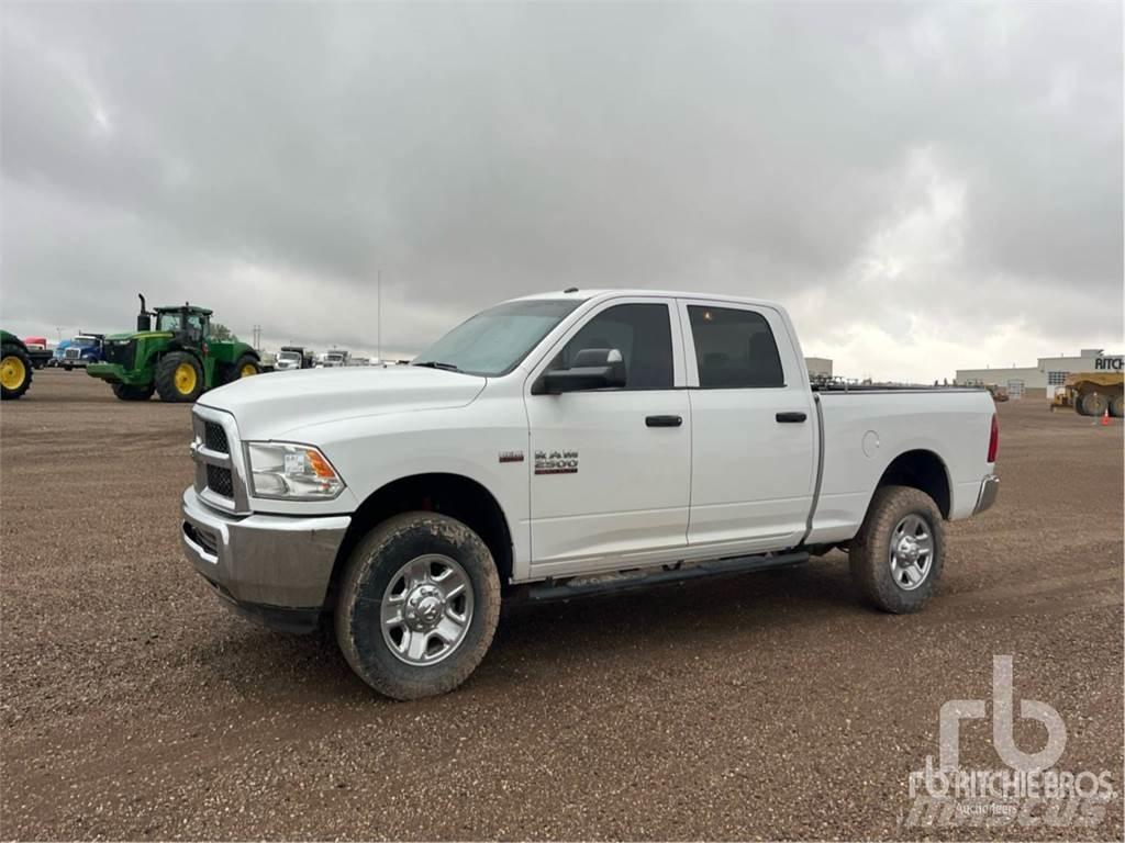 RAM 2500 Pick up de caixa aberta