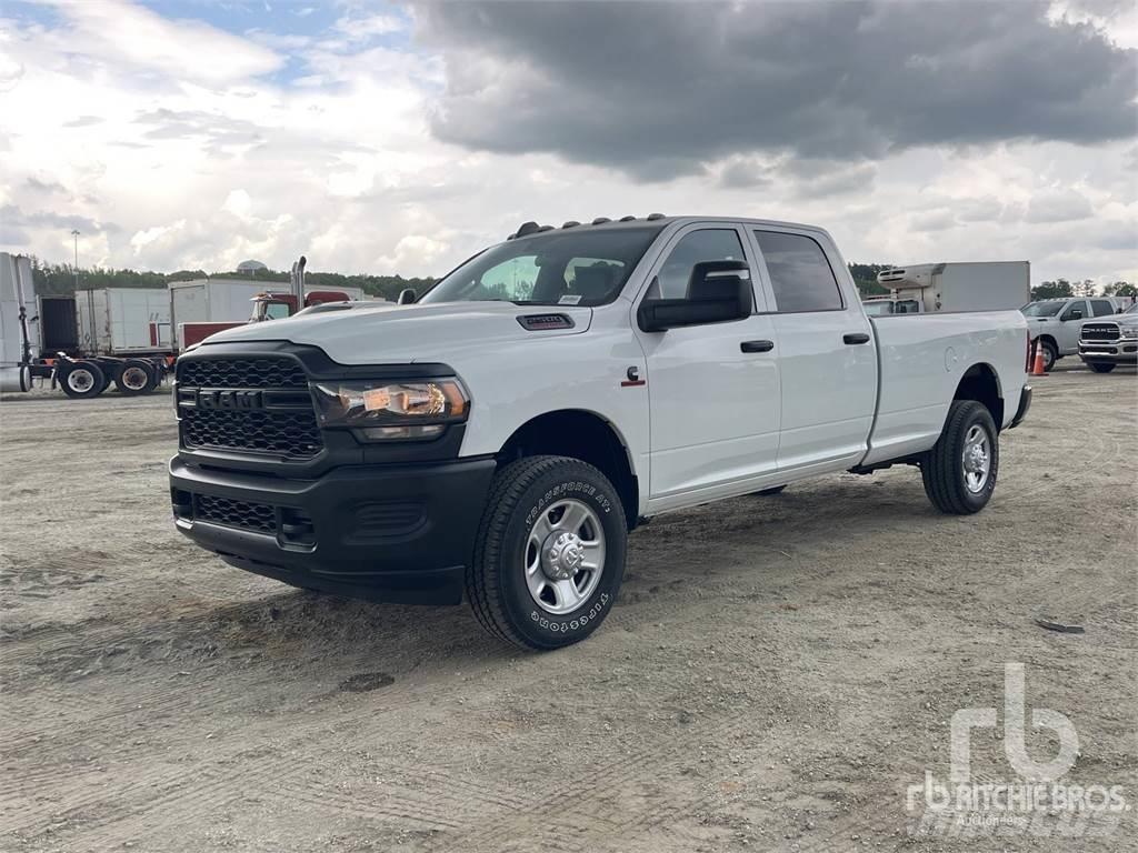 RAM 2500 Pick up de caixa aberta